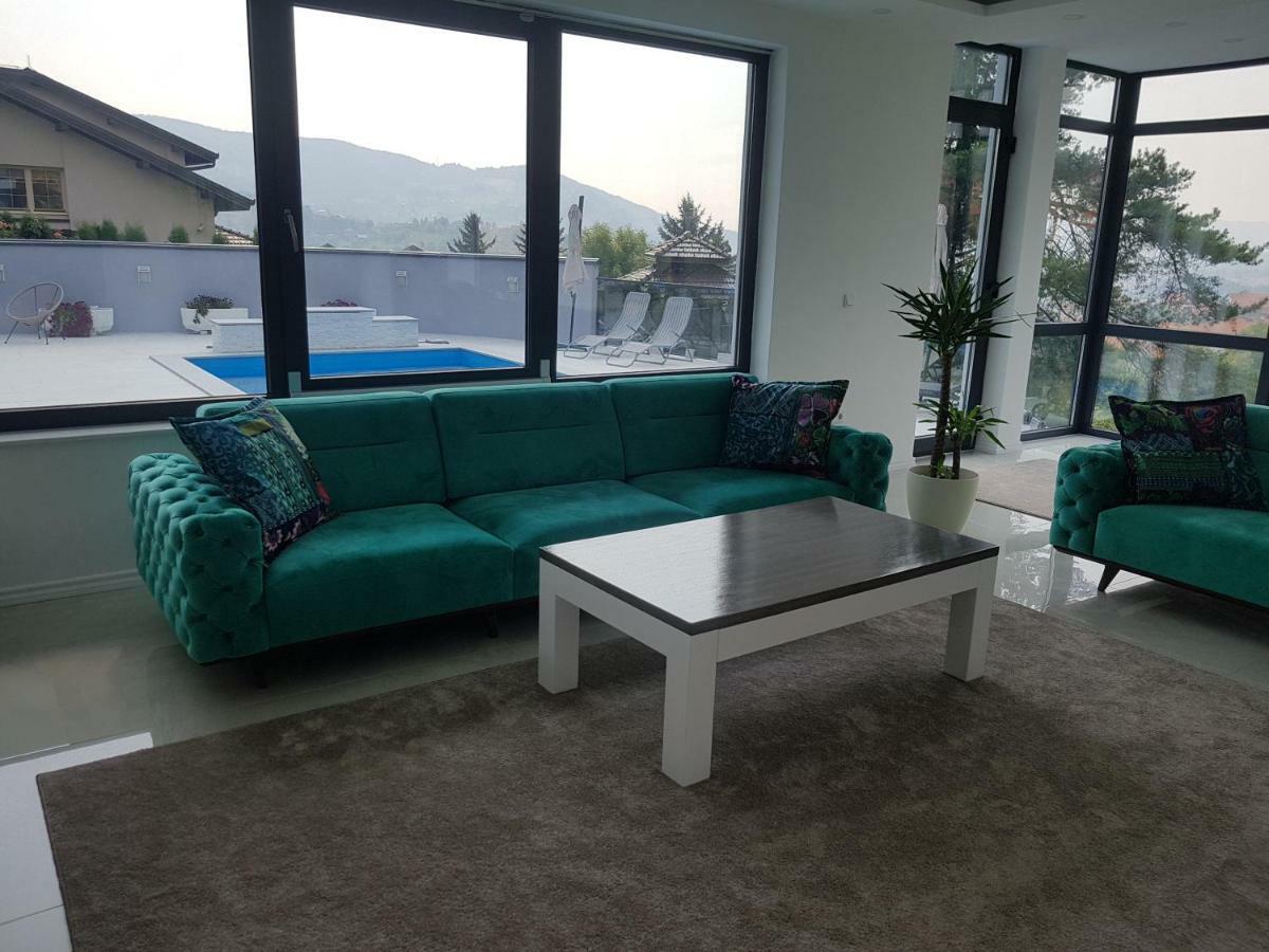 Mensur,s Villa