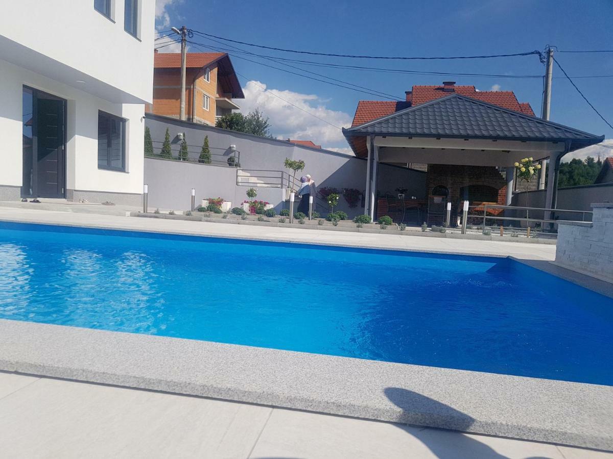 Mensur,s