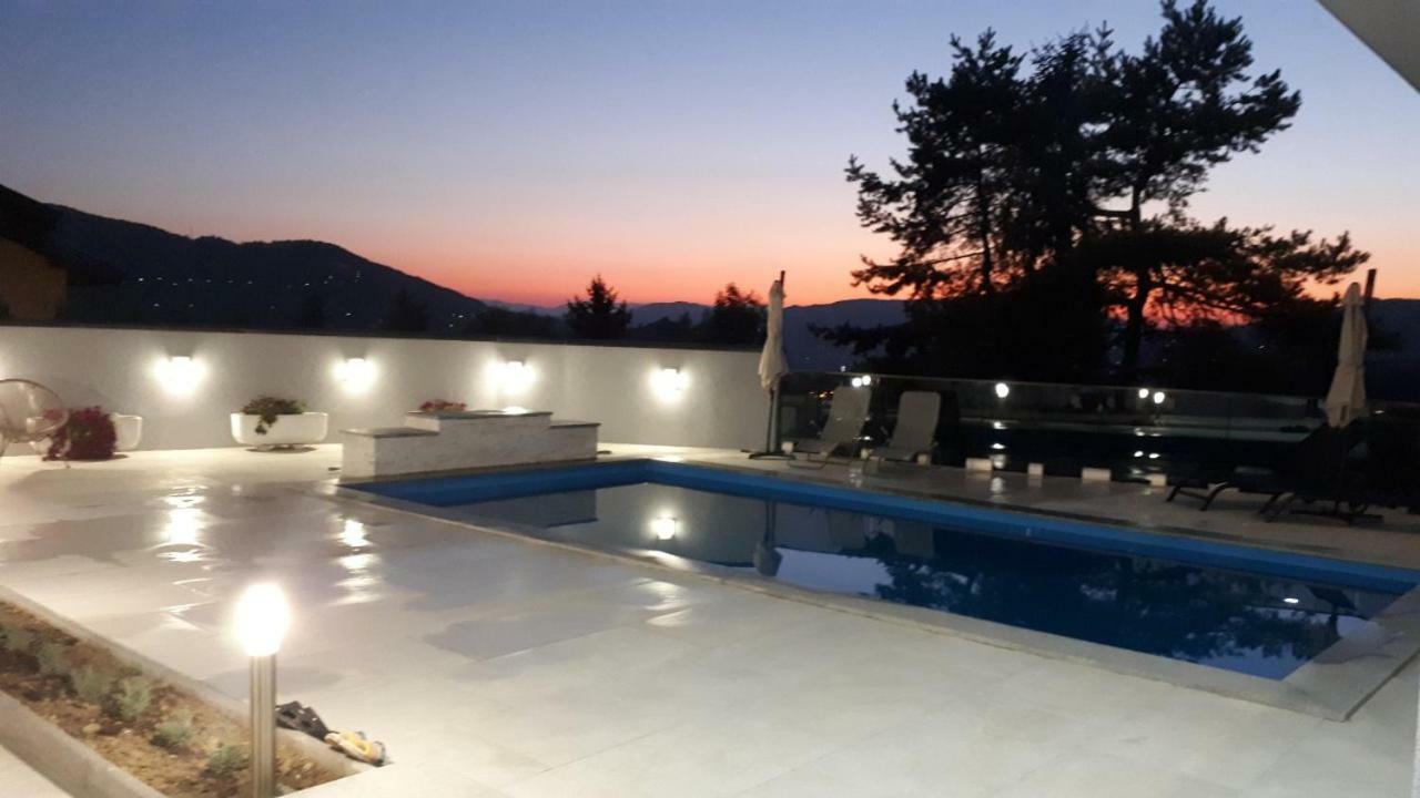 Mensur,s Villa