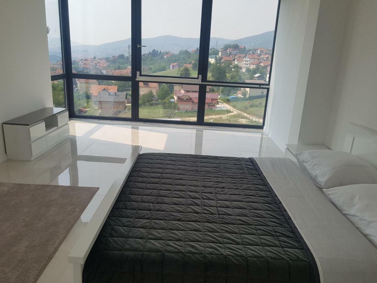 Mensur,s * Sarajevo