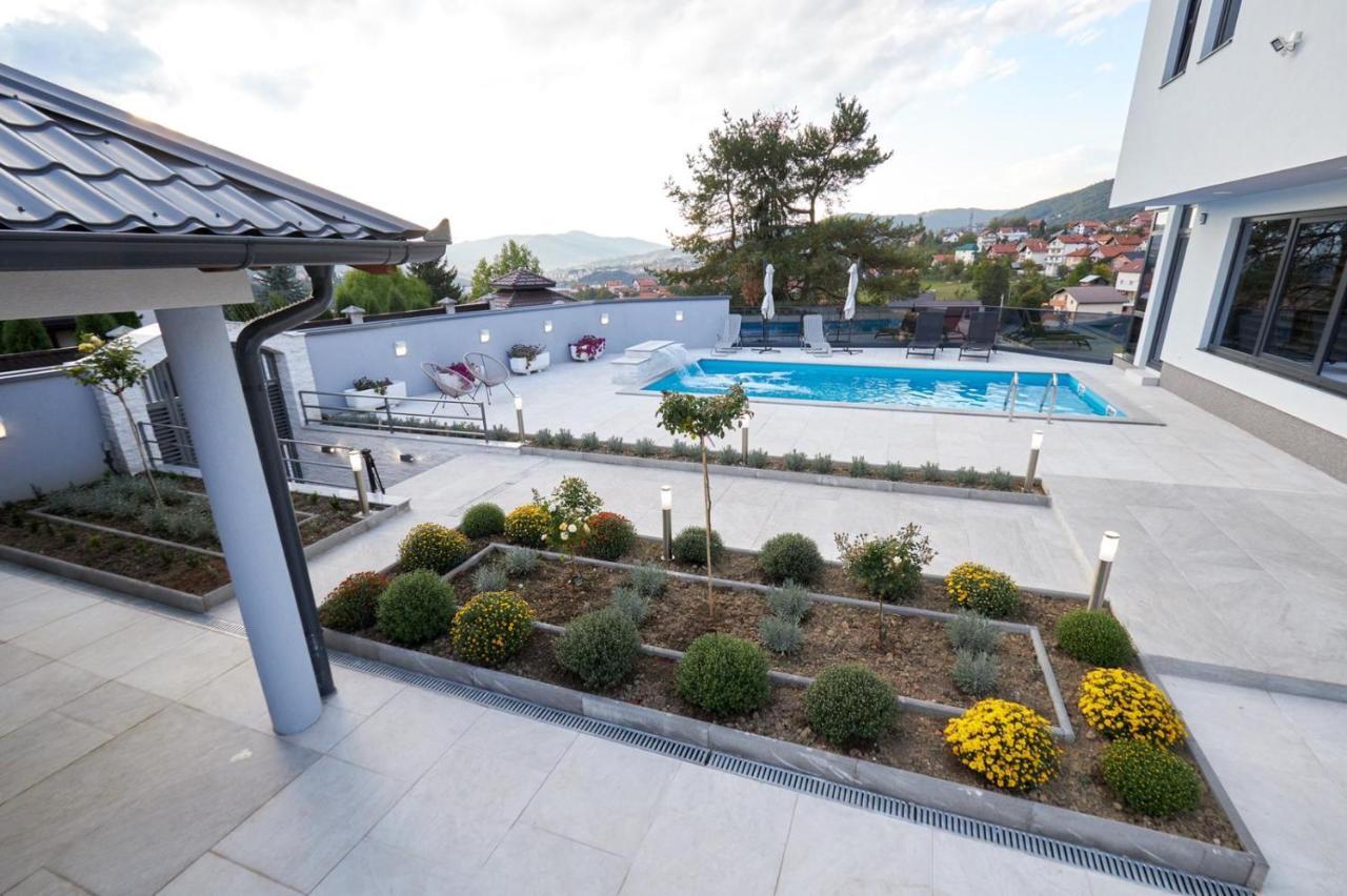 Mensur,s Villa *